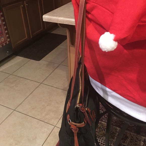Dooney and Bourke diaper bag - Picture 4 of 10